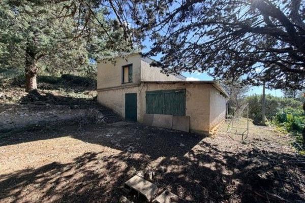 Meyreuil - Maison de campagne - 90 m2 - 4 pièces - 3 chambres - dépendance 60 m2 - 1 hectare