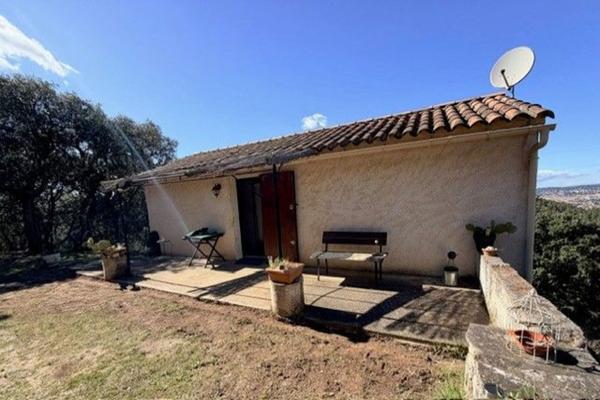 Meyreuil - Maison de campagne - 90 m2 - 4 pièces - 3 chambres - dépendance 60 m2 - 1 hectare