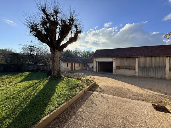 Maison 10 pièces 360 m2