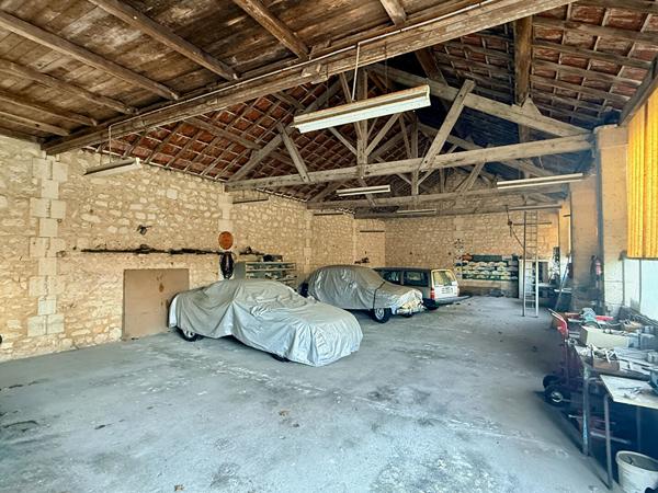 Maison 10 pièces 360 m2