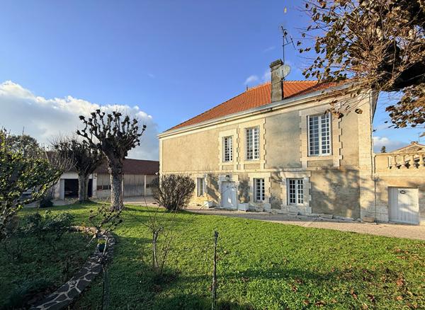Maison 10 pièces 360 m2