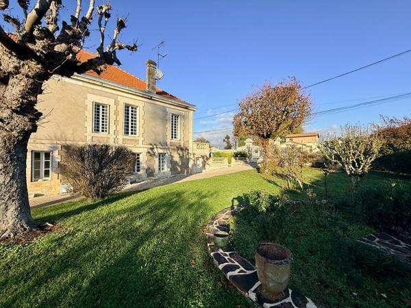 Maison 10 pièces 360 m2