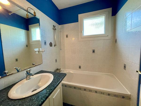 Appartement 3 pièces 53.65 m2