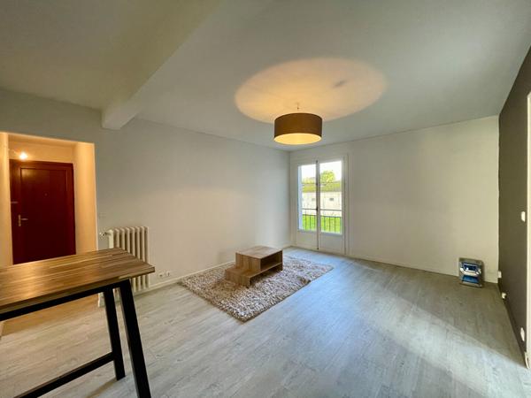 Appartement 3 pièces 53.65 m2