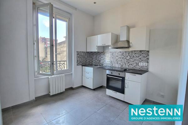 Appartement Villeurbanne 2 pièces de 52.15 m² à Villeurbanne Secteur Cusset