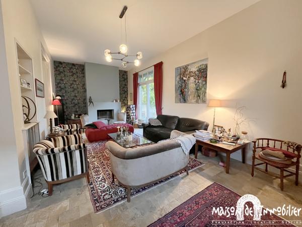 Vente Maison de charme - 256m² - 12 pièces - Au cœur du centre-ville de COGNAC (Charente)