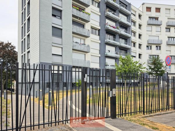 T4 de 83 m² – 3 chambres – Balcon – Cave – Garage – Résidence "Plein Sud" – ARRAS