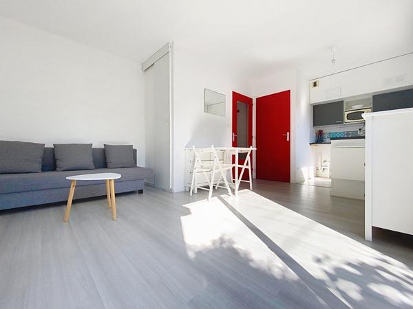 VENDU !! NANTES SUD SECTEUR JOLIVERIE STUDIO 24M2 AVEC JARDIN PRIVATIF ET STATIONNEMENT