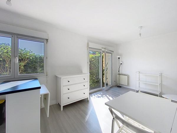 VENDU !! NANTES SUD SECTEUR JOLIVERIE STUDIO 24M2 AVEC JARDIN PRIVATIF ET STATIONNEMENT