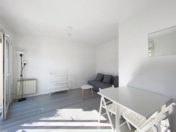 VENDU !! NANTES SUD SECTEUR JOLIVERIE STUDIO 24M2 AVEC JARDIN PRIVATIF ET STATIONNEMENT