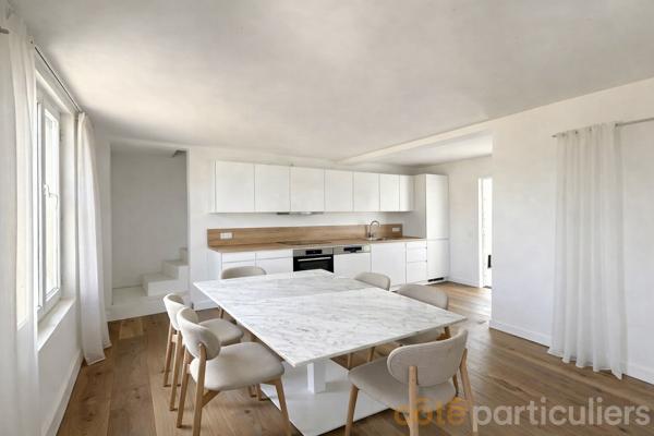 Vente
                Maison90 m² - 4 Pièces -
                    SAINT MAUR DES FOSSES (94210)