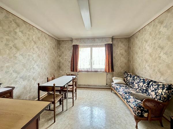 Maison - 8 pièces - 200 m²