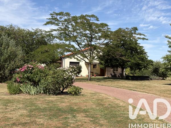 Maison à vendre 8 pièces 186 m² Airvault