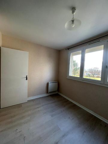 Appartement Arpajon Sur Cere 2 pièce(s) 37.56 m2 , Arpajon sur cere