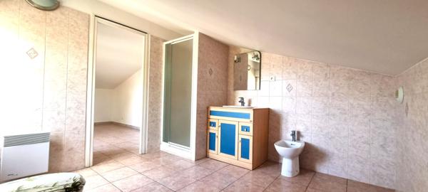 LUCCIANA : appartement F2 (28 m²) à louer