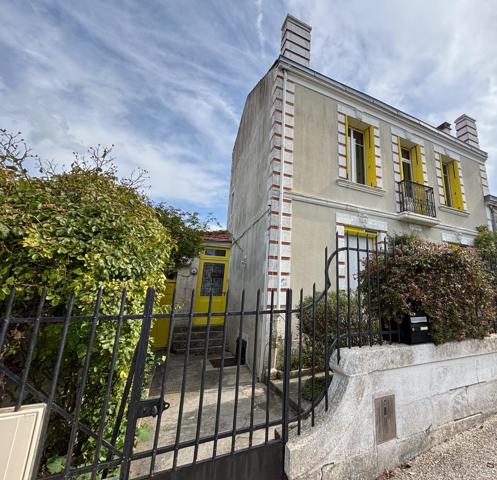 MAISON DE 1900 – JARDIN – ANNEXE INDÉPENDANTE