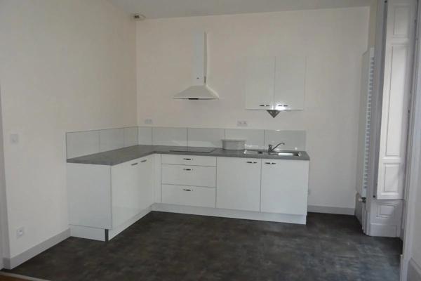 Appartement à louer à Tournon-sur-Rhône (07300)