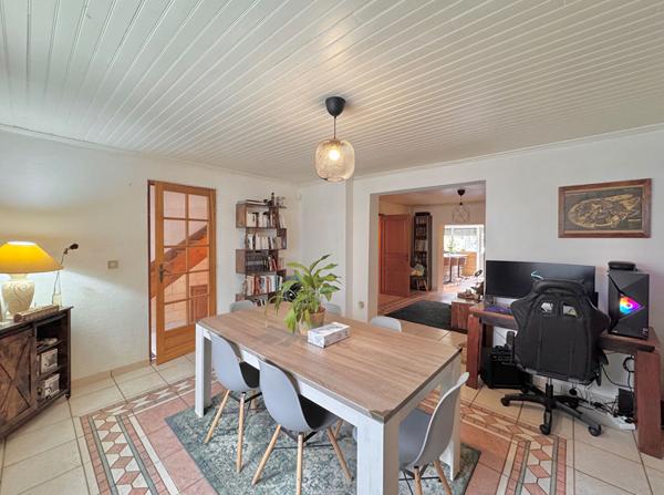 Maison de ville familiale T6 (157 m²) avec jardin, terrasse et garage à Terville