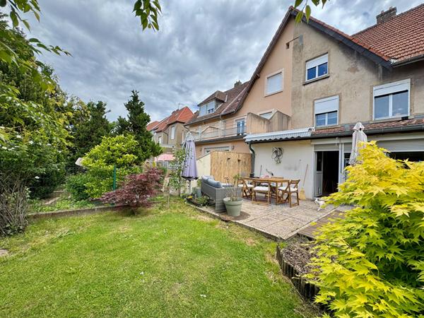 Maison de ville familiale T6 (157 m²) avec jardin, terrasse et garage à Terville