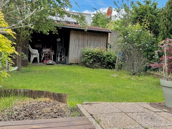 Maison de ville familiale T6 (157 m²) avec jardin, terrasse et garage à Terville
