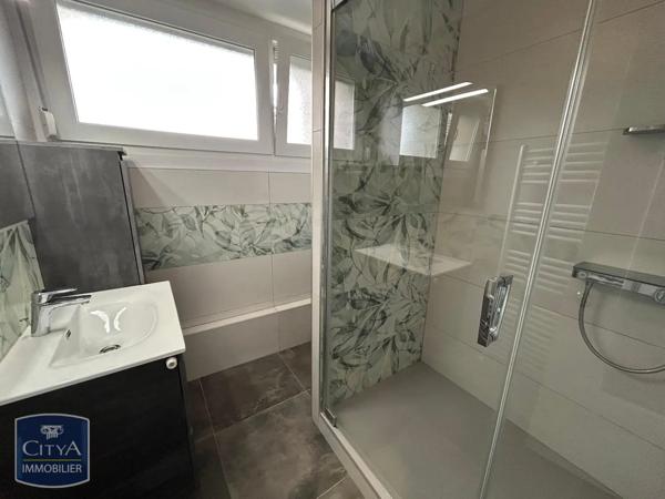 Appartement à louer 4 pièces 63.95m² Lens (62300)