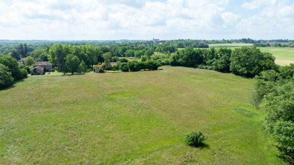 GRANDE PROPRIETE AVEC 6,5HA Eauze