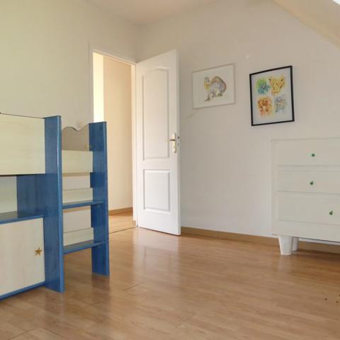 Venarey-les-Laumes 15 min Maison 5 chambres avec piscine.