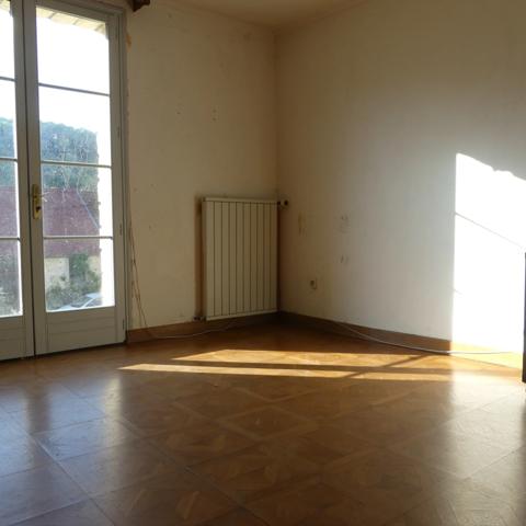 Venarey-les-Laumes 15 min Maison 5 chambres avec piscine.