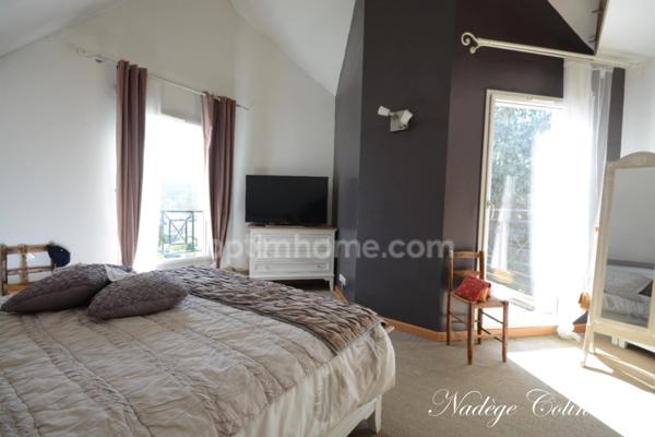 Maison récente de 6 pièces à SAINT REMY LES CHEVREUSE (78) proche RER B