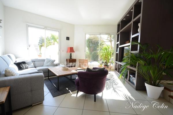 Maison récente de 6 pièces à SAINT REMY LES CHEVREUSE (78) proche RER B