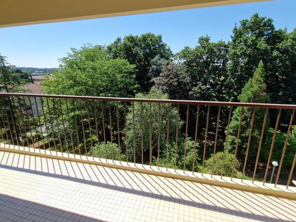 Appartement 96.46 m² à La Roche-sur-Yon 85000