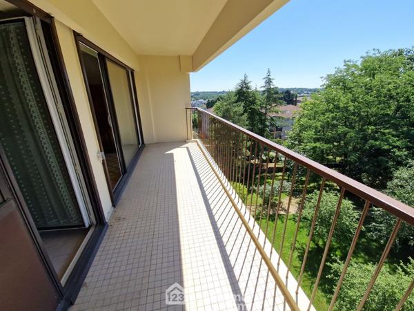 Appartement 96.46 m² à La Roche-sur-Yon 85000