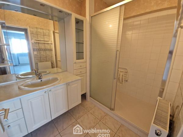 Appartement 96.46 m² à La Roche-sur-Yon 85000