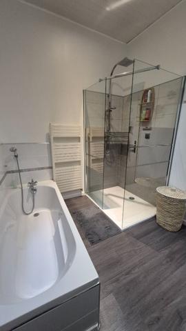 Maison Saintes - quartier historique Saint-Pierre