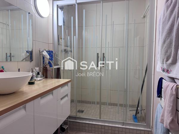 Mont Saint Aignan village.