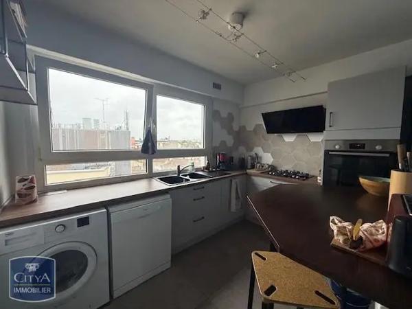 Appartement à louer 4 pièces 79.95m² Nancy (54000)