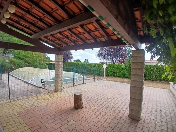 Maison familiale avec piscine Gare TGV d'Angoulême à proxi