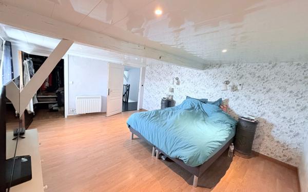 Maison à vendre    5 pièces •  Lesquielles-Saint-Germain