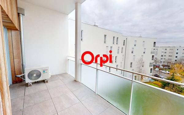 Appartement à vendre    4 pièces • 72 m2 Vaulx-en-Velin