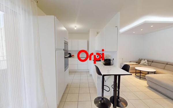 Appartement à vendre    4 pièces • 72 m2 Vaulx-en-Velin