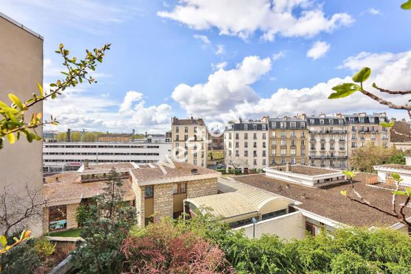 Asnières Gare 2 pièces avec balcon