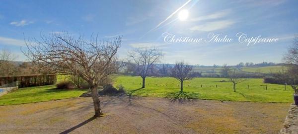 LE ROUSSET-MARIZY Ancien corps de ferme en pierre, avec piscine, sur terrain de 2 000 m² environ