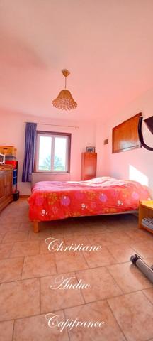 LE ROUSSET-MARIZY Ancien corps de ferme en pierre, avec piscine, sur terrain de 2 000 m² environ