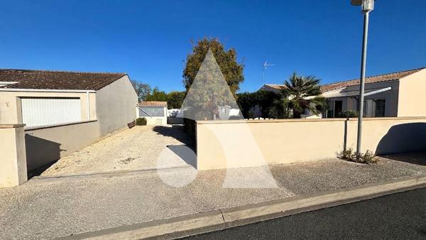 Terrain 180 m2