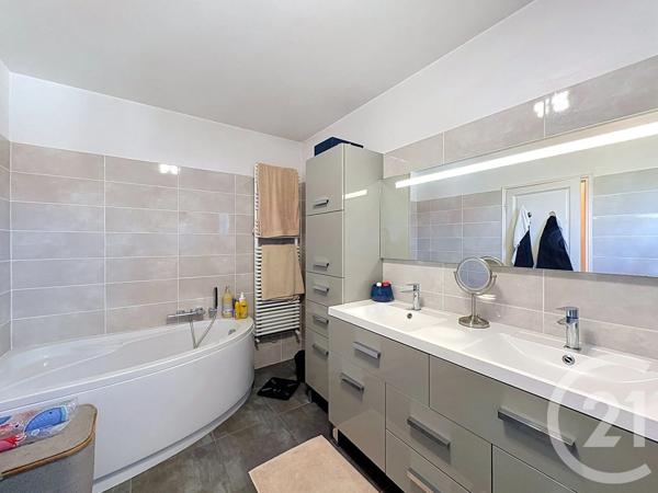 Maison à vendre  5 pièces - 152,58 m 2   FLEURANCE  - 32