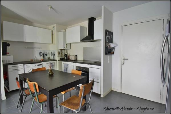 VILLENAVE D'ORNON - Appartement 2 pièces 42.62 m² avec terrasse et parking