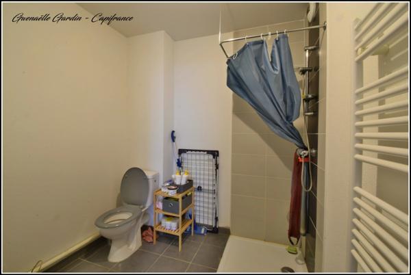 VILLENAVE D'ORNON - Appartement 2 pièces 42.62 m² avec terrasse et parking