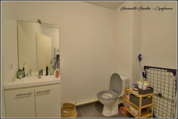 VILLENAVE D'ORNON - Appartement 2 pièces 42.62 m² avec terrasse et parking