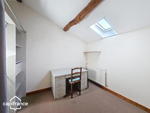 Maison familiale 131 m² – 4 chambres + bureau – vie de plain-pied – jardin 620 m² – La Chapelle-Gaudin (Argentonnay 79150)