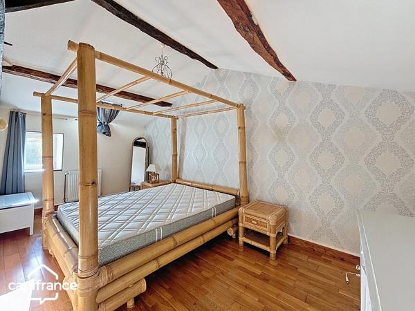 Maison familiale 131 m² – 4 chambres + bureau – vie de plain-pied – jardin 620 m² – La Chapelle-Gaudin (Argentonnay 79150)